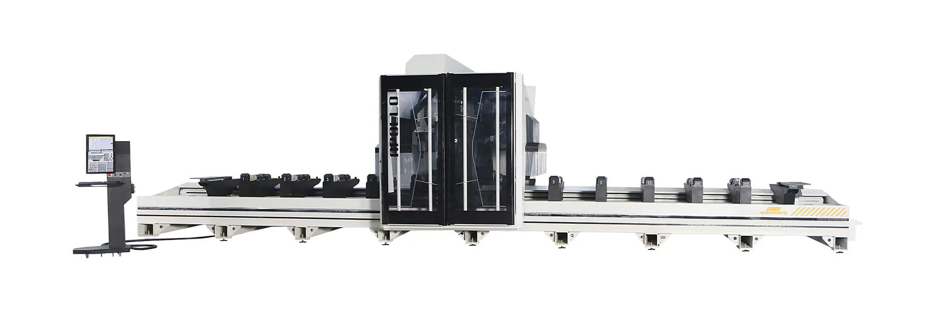Centro de corte e usinagem de perfis CNC INO Apollo de 5 eixos